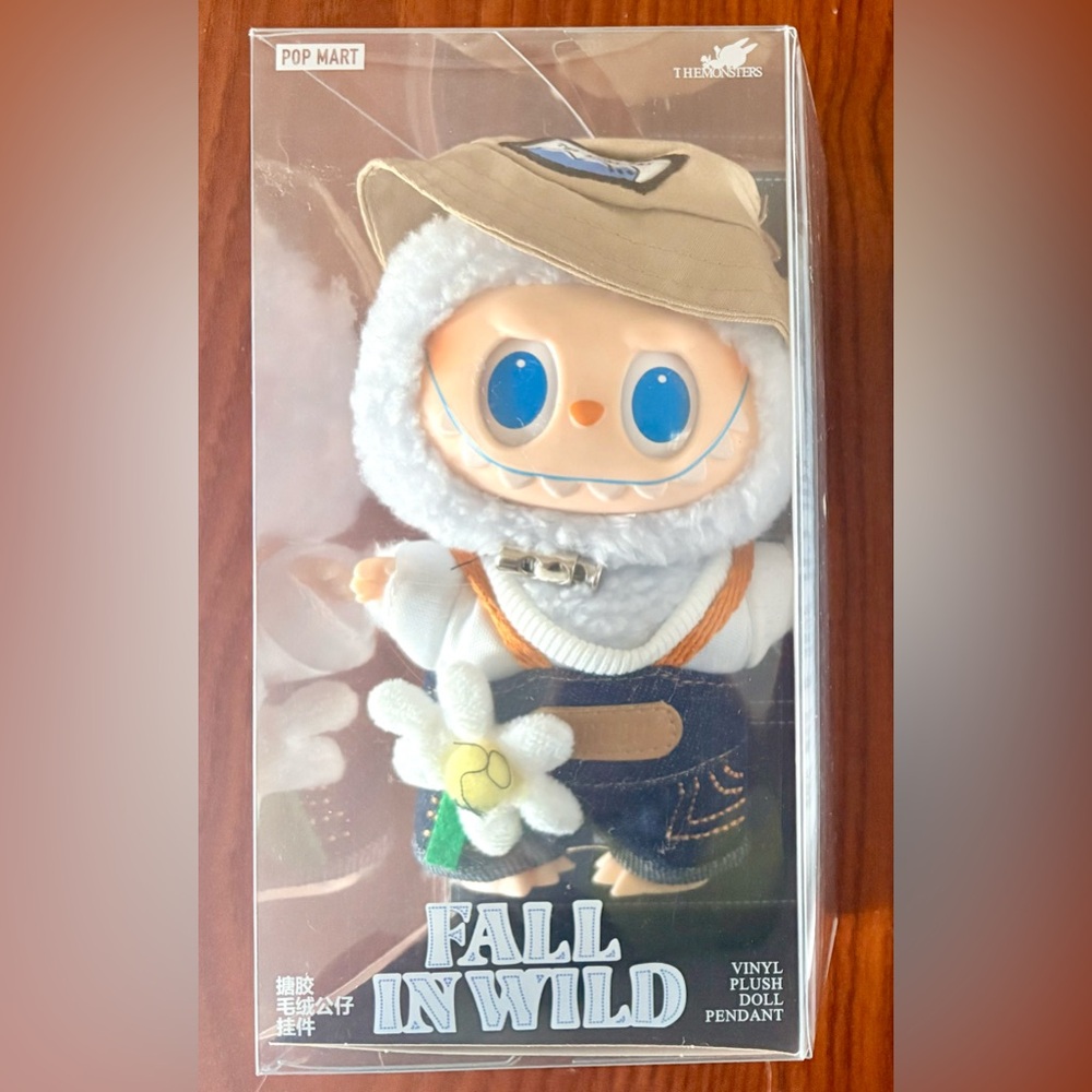 POP MART “Fall In Wild” Plush Doll Pendant - White
